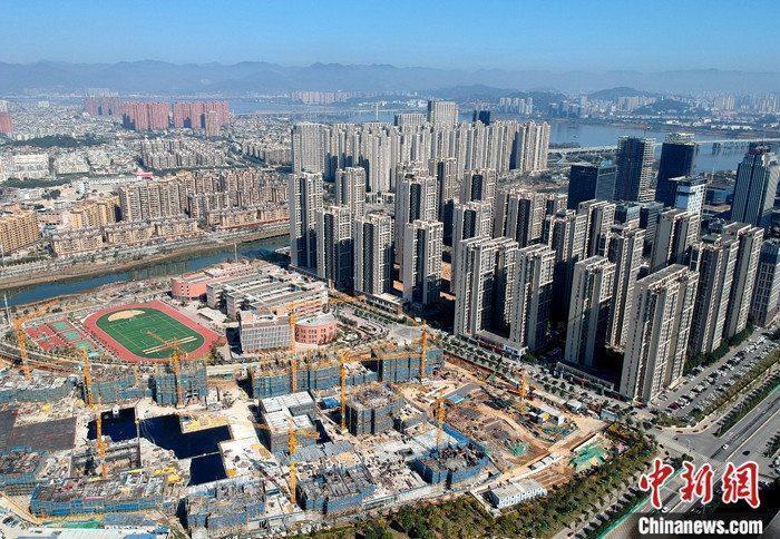 資料圖：航拍一處新建住宅。 <a target='_blank' href='/'><p  align=