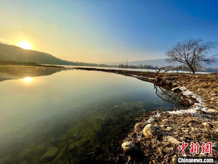 圖為青海省化隆縣黃河濕地景色。　李玉峰 攝