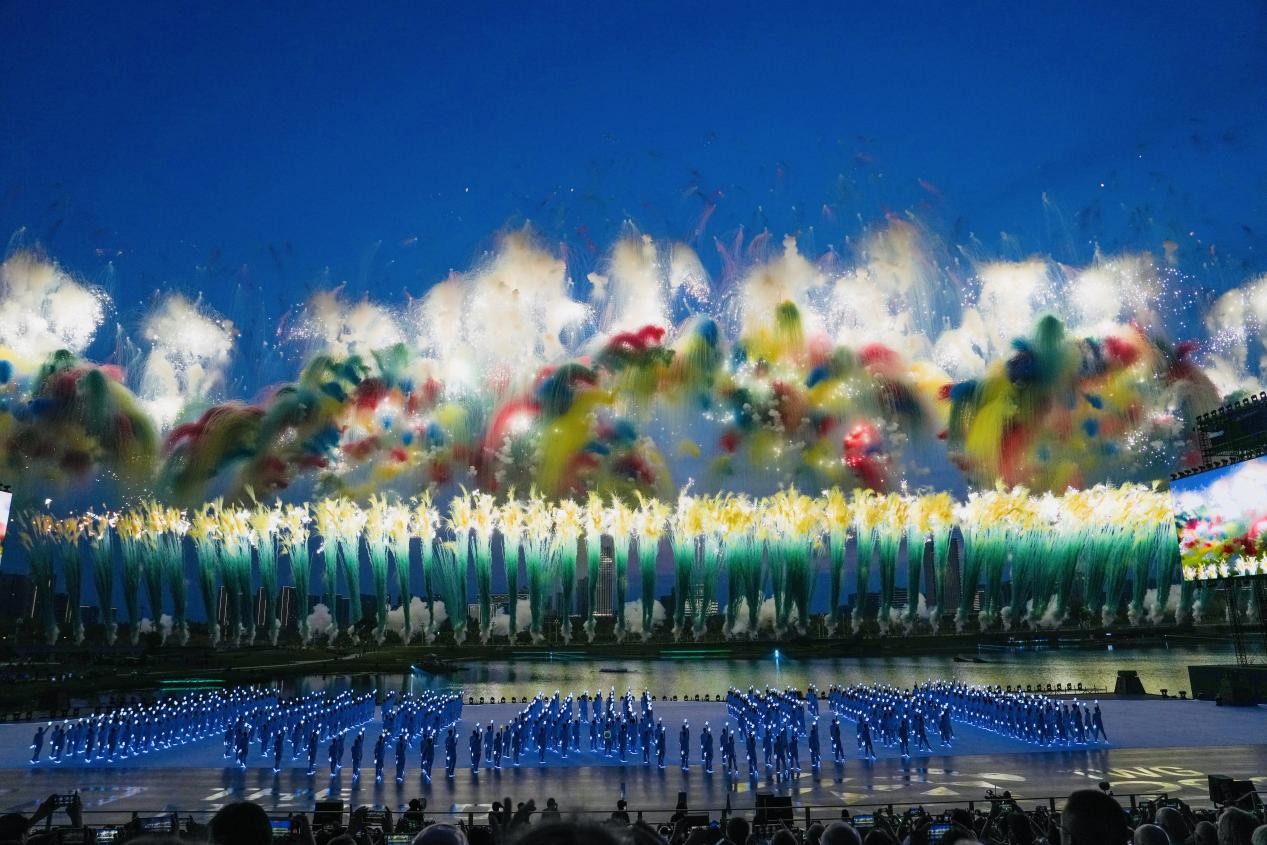 成都世運(yùn)會(huì)開幕！展現(xiàn)出中國(guó)式現(xiàn)代化萬千氣象
