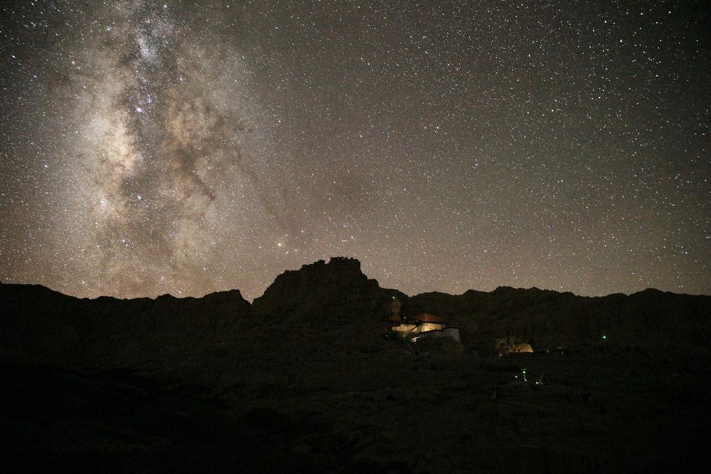 阿里暗夜星空。旦真次旦攝