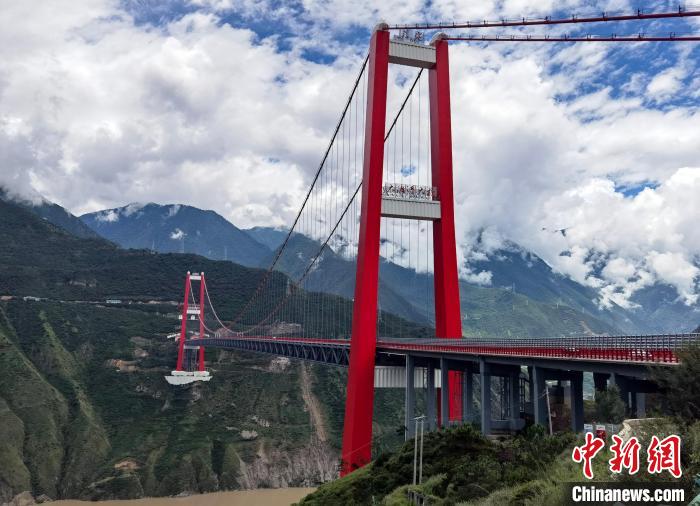 瀘定大渡河大橋。　劉忠俊 攝