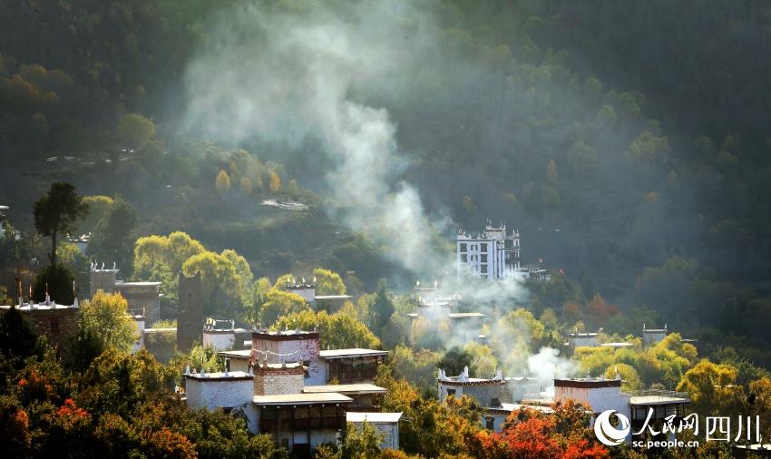 丹巴美景。李永安攝