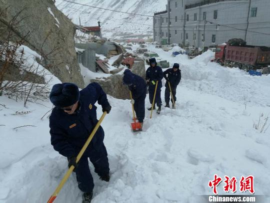 春節(jié)、藏歷年期間西藏消防堅(jiān)守崗位保民眾安穩(wěn)過年