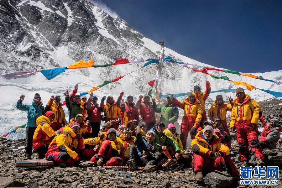 （體育·專題）（11）西藏拉薩喜馬拉雅登山向?qū)W校的20年